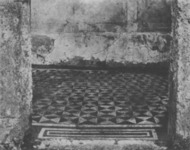 Figure A4.b Pompeii, VIII, ii, 1, Casa di Championnet, second room to left of atrium.