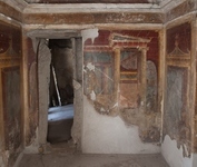 Fig. 1.19. Cubiculum 11, north alcove. Photo: P. Bardagjy.