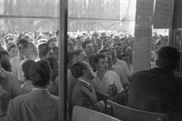 Fig. 3. People gathering outside of a café window in the colonial capital Lourenço Marques to read a paper with information about Goa’s independence.