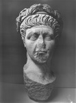 Photograph of head of Trajan.