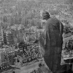 View from City Hall Tower, Dresden (“Blick von Rathausturm”); Deutsche Fotothek, Saxon State Library (Wikimedia Commons).