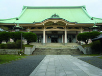 Fig. 6. A photograph of a large temple building, the stairs leading up to it, and a bit of the stone pathway leading to it.